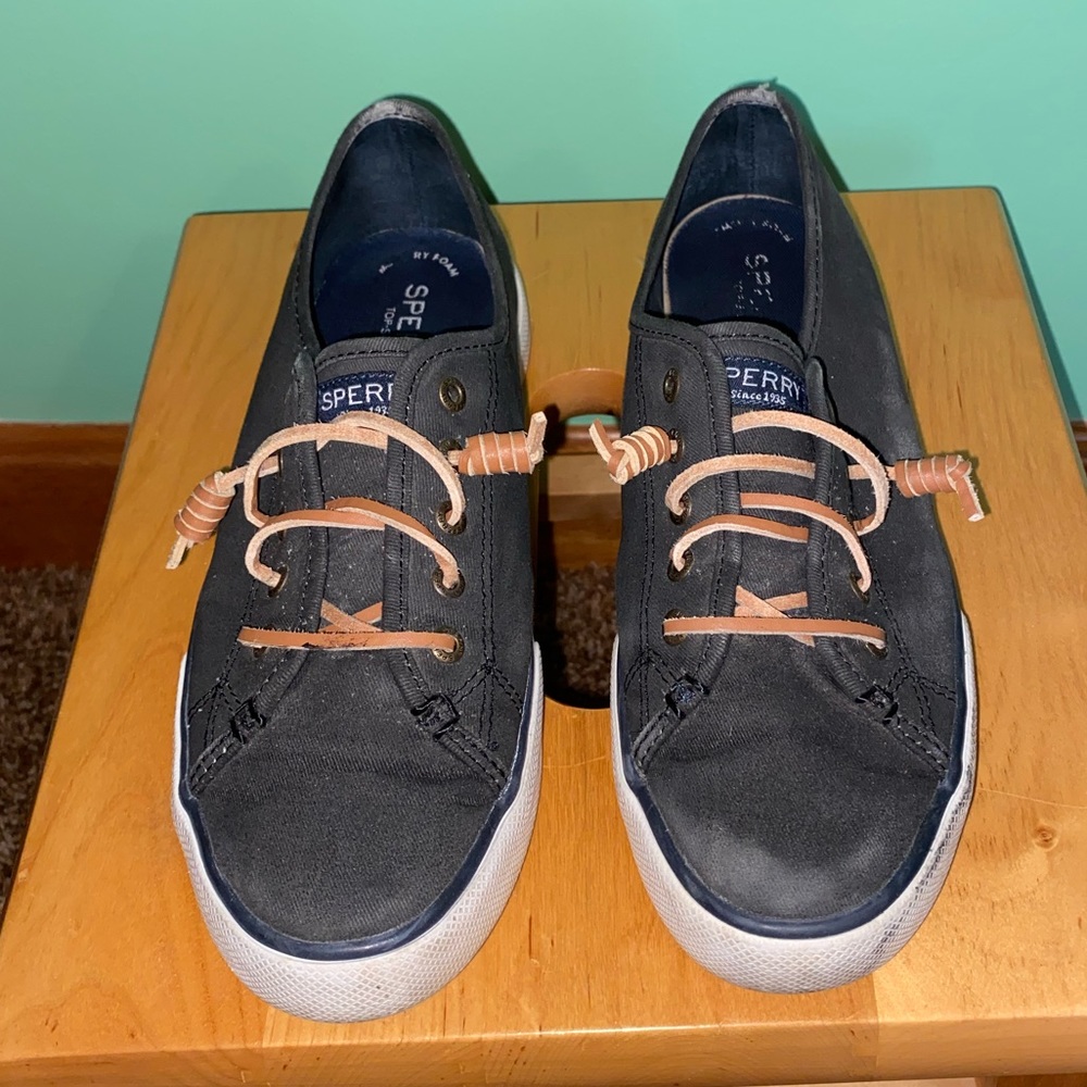 Sperry Crest Vibe Sneakers